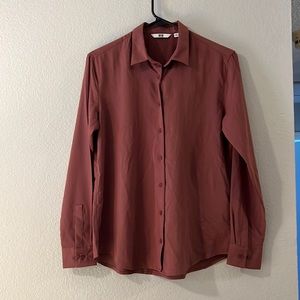 Uniqlo button down